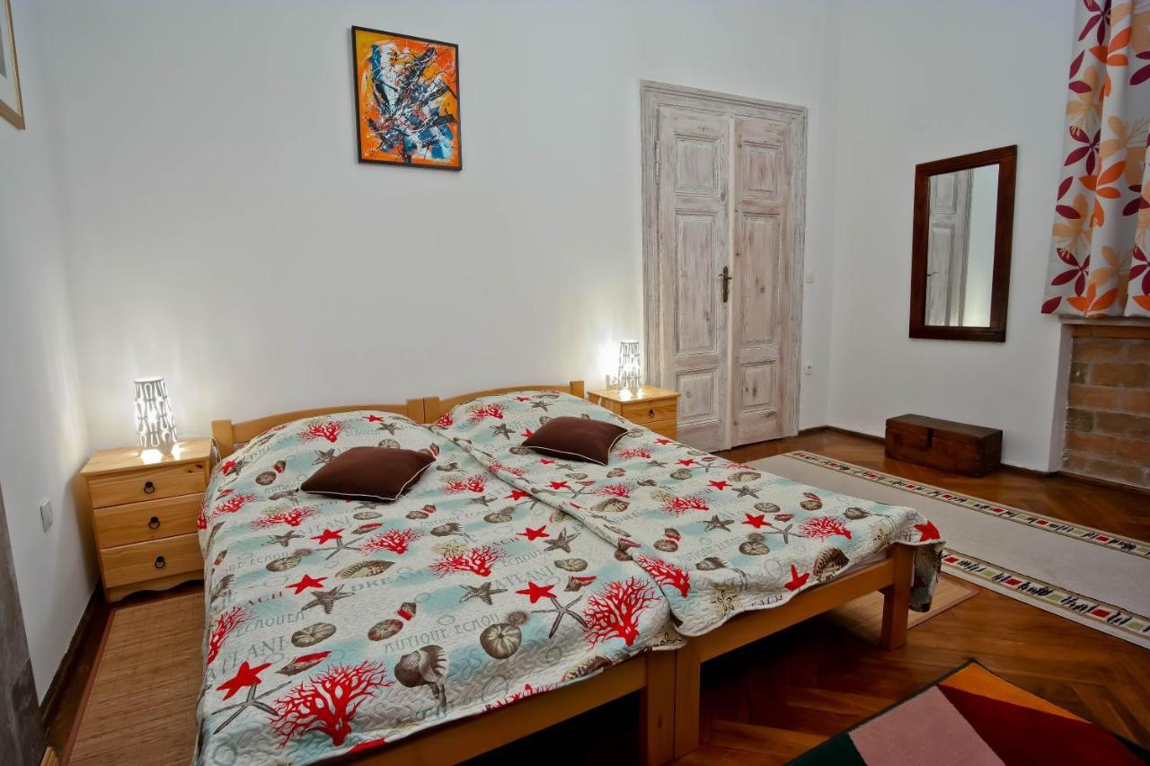 Cote Ensoleille Apartment Пула Екстериор снимка