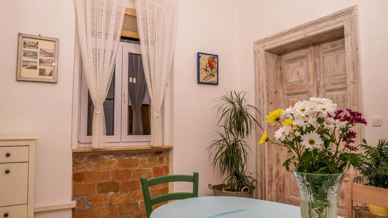 Cote Ensoleille Apartment Пула Екстериор снимка