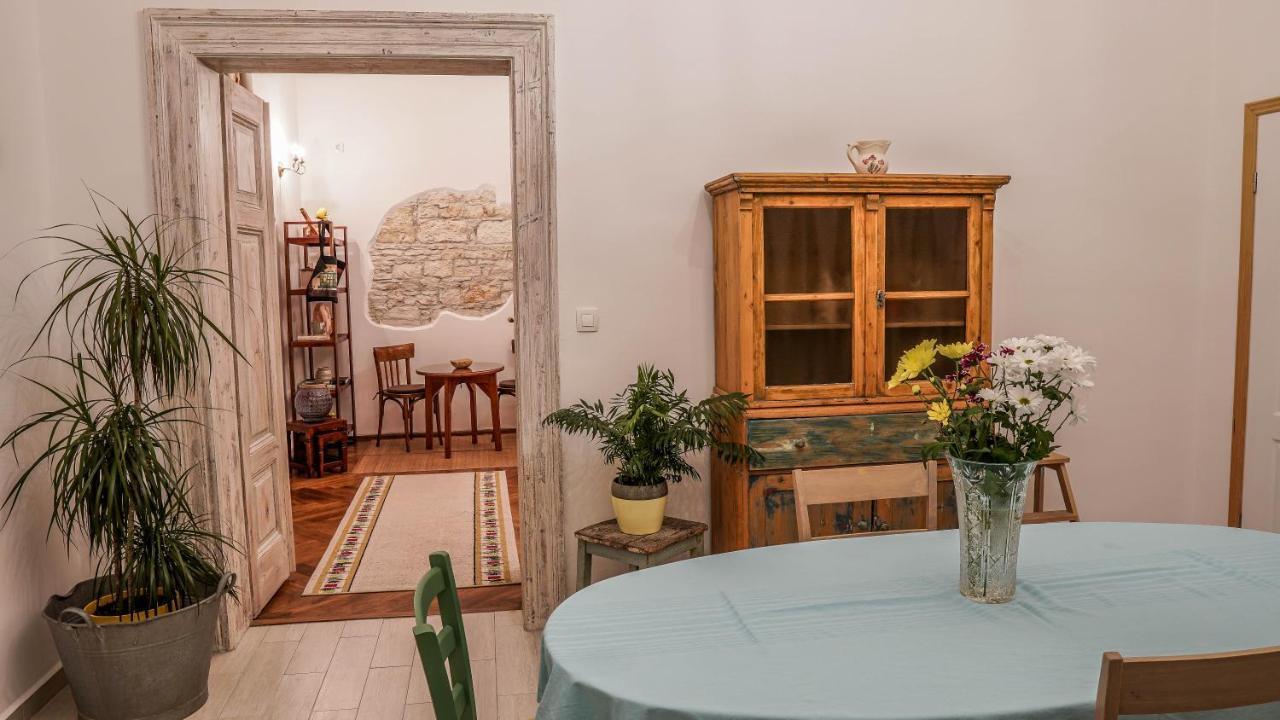 Cote Ensoleille Apartment Пула Екстериор снимка