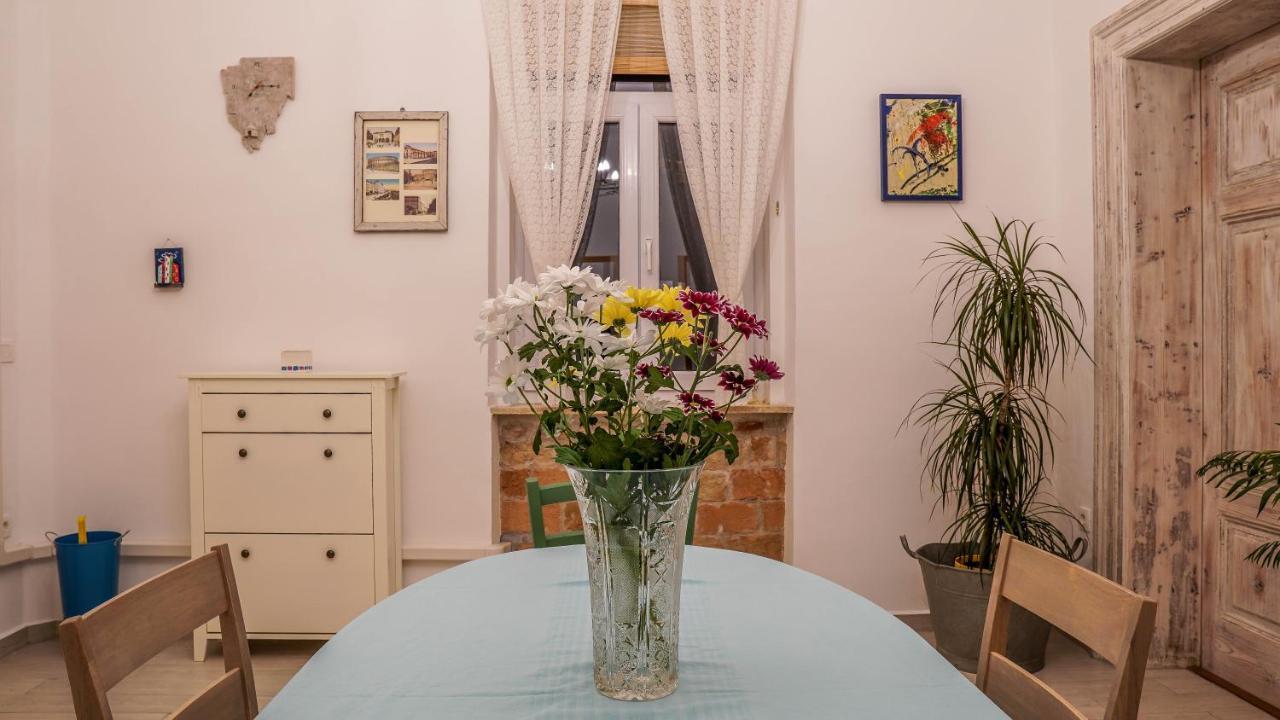 Cote Ensoleille Apartment Пула Екстериор снимка