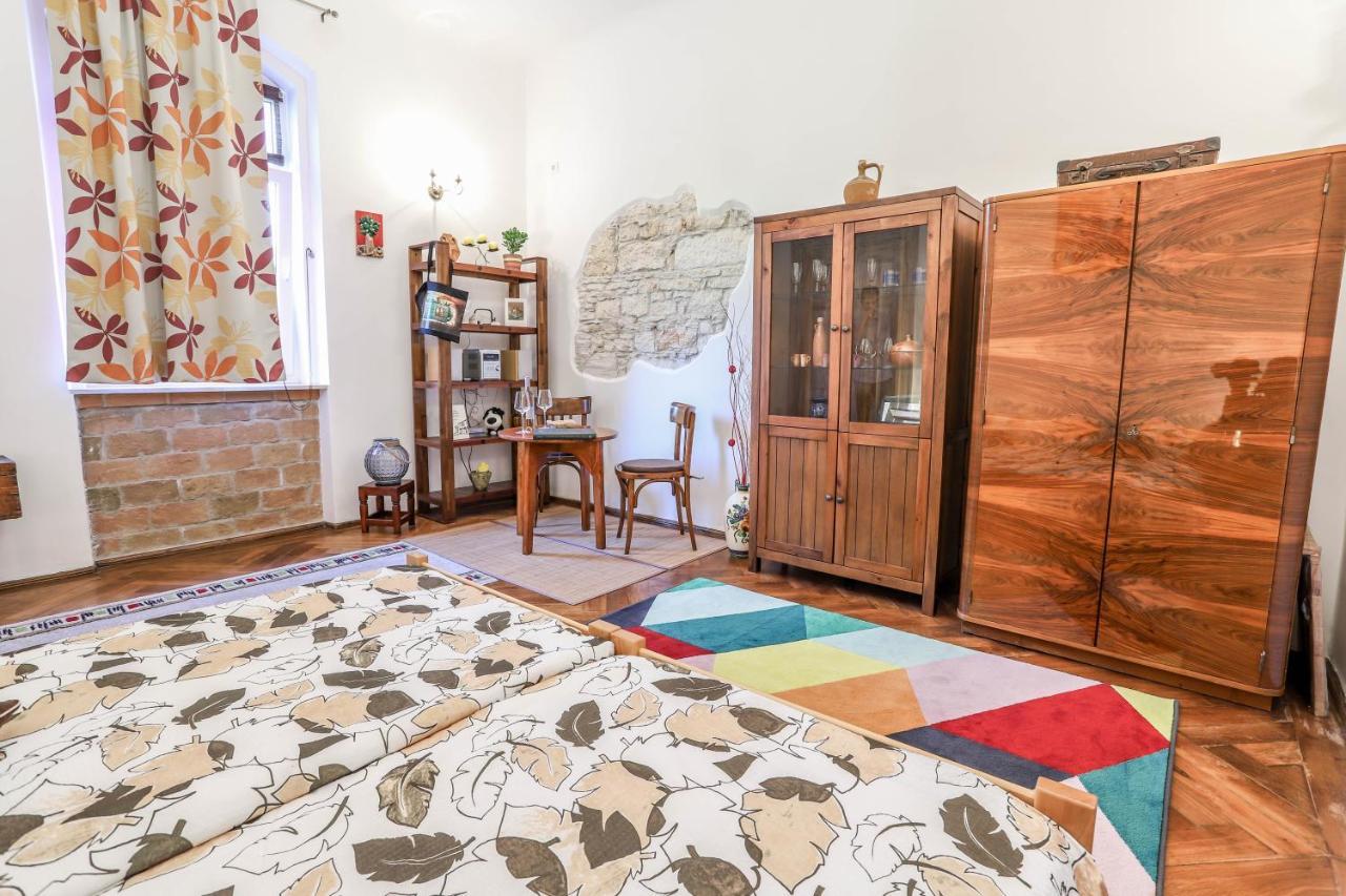 Cote Ensoleille Apartment Пула Екстериор снимка