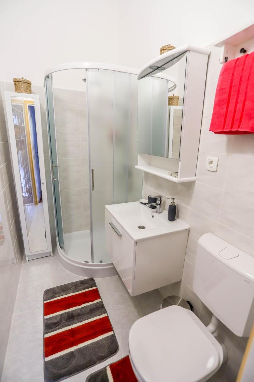 Cote Ensoleille Apartment Пула Екстериор снимка